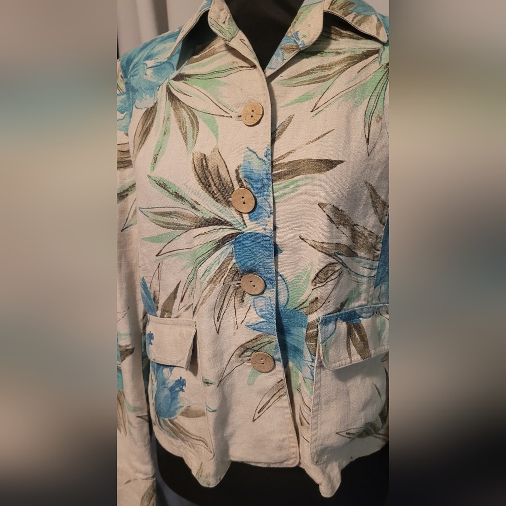 Jones New York Country. Size PM beige with blue tropical flowers women's blazer - Picture 4 of 6